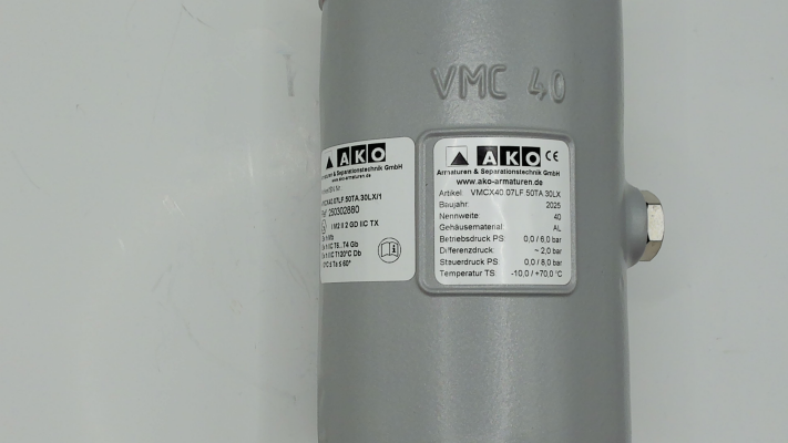 VMCX40.07LF.50TA.30LX AKO
